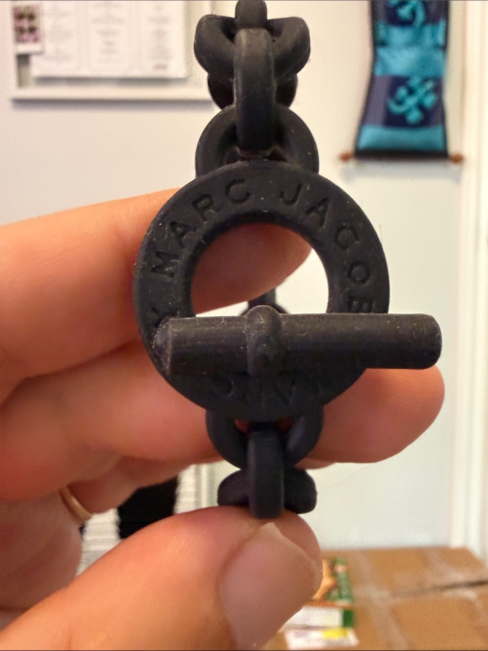 Marc Jacobs Matte Black rubber Toggle-Link Bracelet